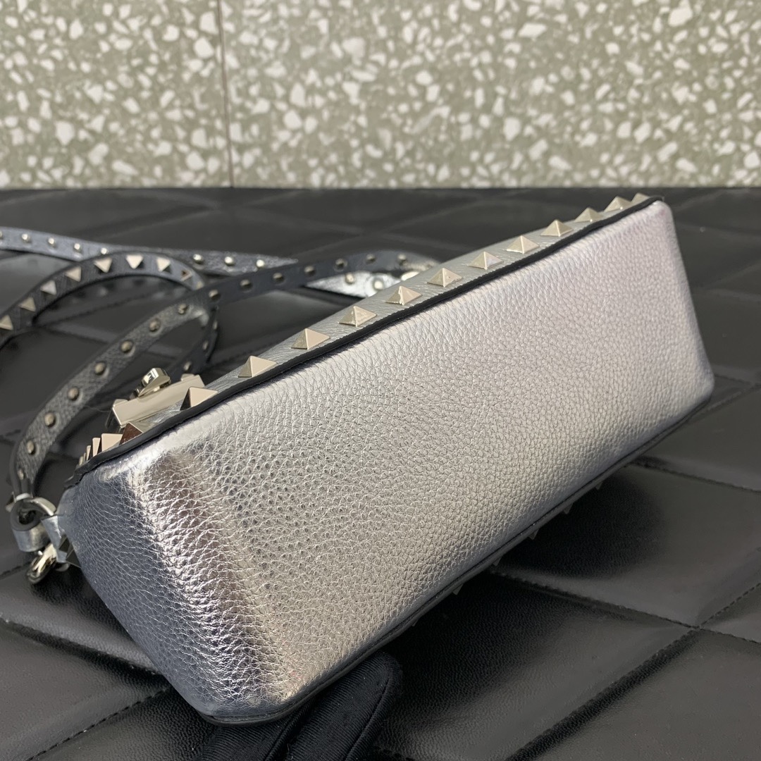 Valentino Garavani Rockstud Small Crossbody Bag in Silver Grainy Calfskin